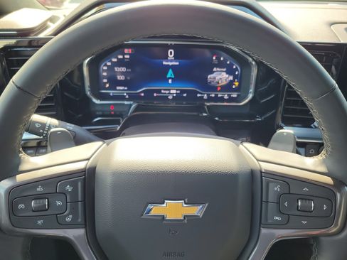 Used 2024 Chevrolet Silverado 1500 High Country w/ Technology Package AWD/4WD image 20