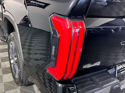 Used 2024 Toyota Tundra Limited image 28