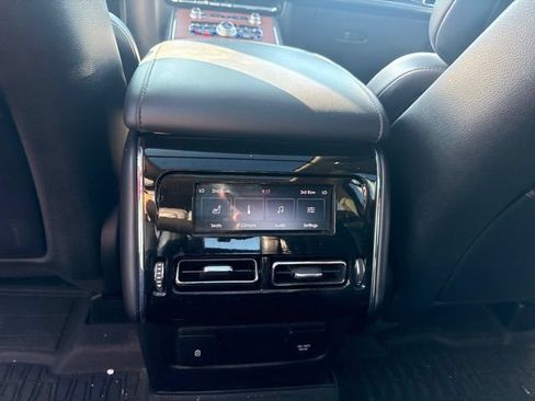 Used 2022 Lincoln Aviator Reserve w/ Equipment Group 201A AWD/4WD image 28