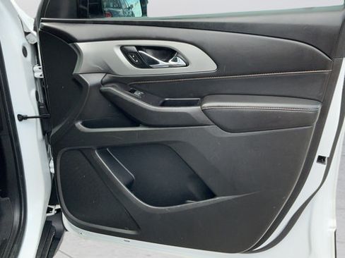 Used 2020 Chevrolet Traverse LS w/ LPO, Blackout Package FWD image 22