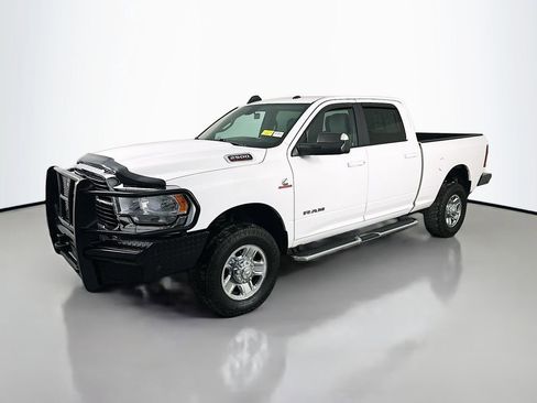 Used 2021 RAM 2500 Big Horn AWD/4WD image 3