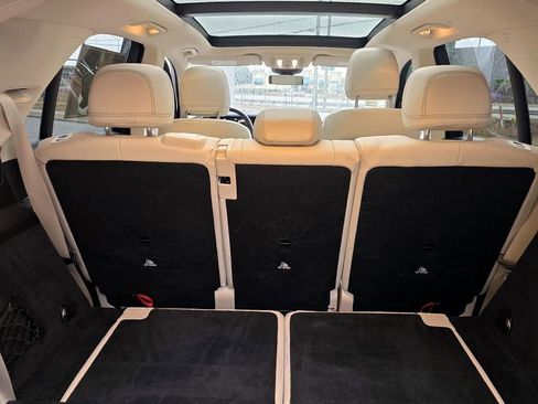 Used 2021 Mercedes-Benz GLE 350 w/ 3rd Row Seat Package image 38