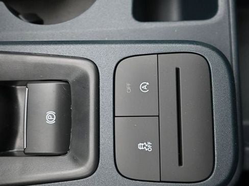 New 2026 Ford Maverick XL image 17