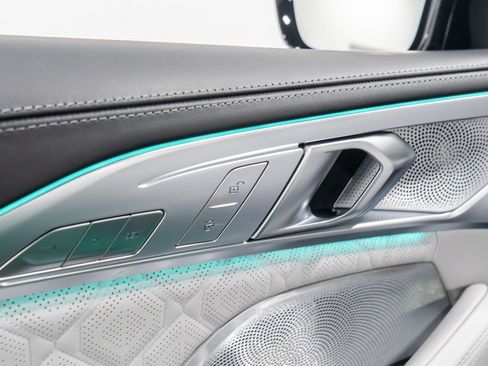 Used 2025 BMW M8 Competition image 40