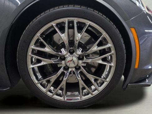 Used 2017 Chevrolet Corvette Grand Sport RWD image 27