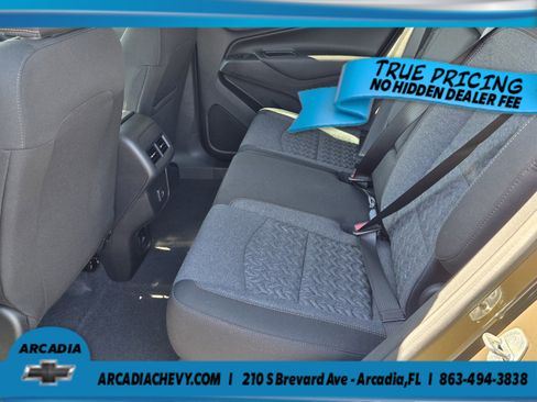 Used 2024 Chevrolet Equinox LT FWD image 4