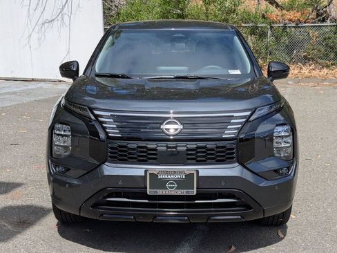 New 2026 Nissan Rogue SL AWD/4WD image 3