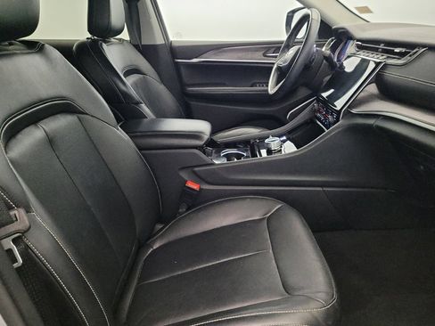 Used 2021 Jeep Grand Cherokee L Limited image 21