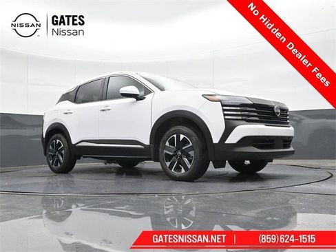 New 2025 Nissan Kicks SV image 39