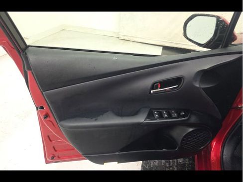 Used 2018 Toyota Prius Two w/ Prius Two Safety Plus Package FWD image 13