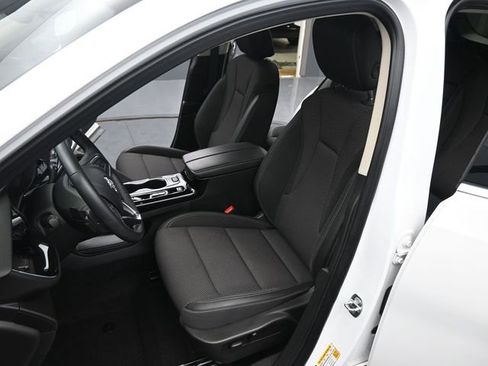 Used 2023 Buick Envision Preferred image 11