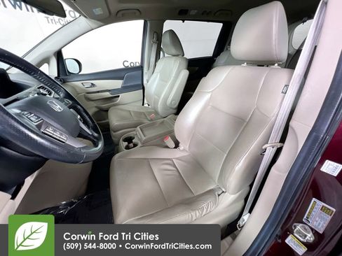 Used 2014 Honda Odyssey EX-L image 24