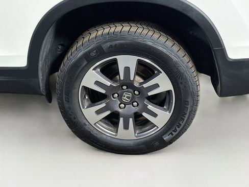 Used 2018 Honda Ridgeline RTL-E image 9