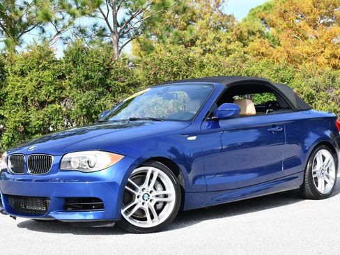 Used 2013 BMW 135i Convertible image 24