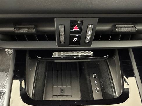 Certified 2026 Porsche Cayenne E-Hybrid AWD/4WD image 33