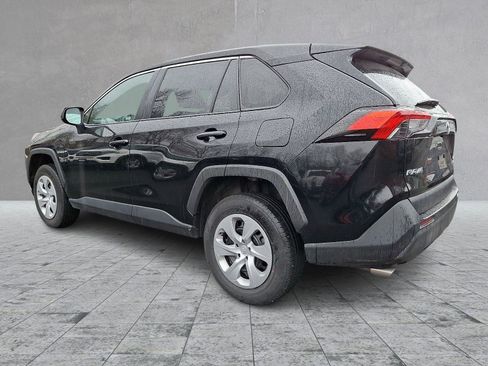 Used 2024 Toyota RAV4 LE image 4