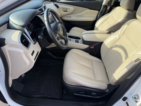 Used 2020 Nissan Murano SL w/ Moonroof Package image 10