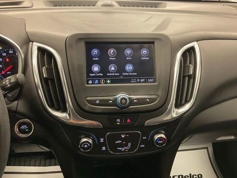 Used 2022 Chevrolet Equinox LT image 22