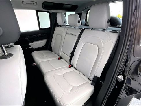 Used 2025 Land Rover Defender 110 S AWD/4WD image 35