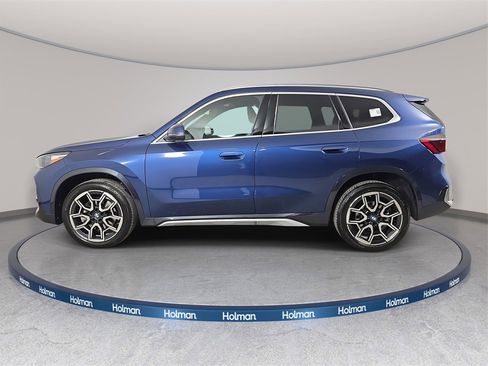 Used 2025 BMW X1 xDrive28i w/ Technology Package image 9