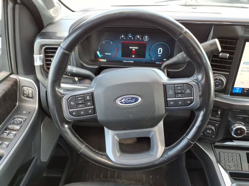 Used 2023 Ford F350 Lariat w/ Lariat Ultimate Package AWD/4WD image 23