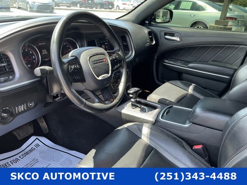 Used 2022 Dodge Charger SXT w/ Plus Group RWD image 20