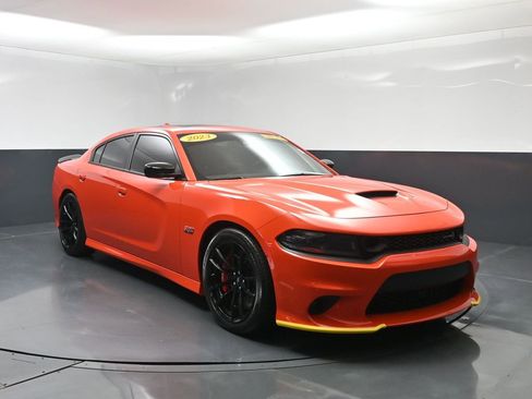 Used 2023 Dodge Charger Scat Pack w/ Dynamics Package image 36
