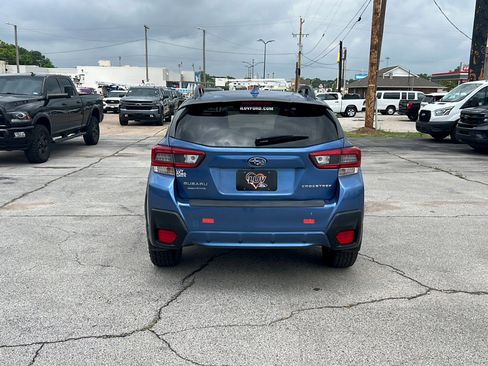 Used 2020 Subaru Crosstrek 2.0i Premium w/ Moonroof Package 2 AWD/4WD image 6