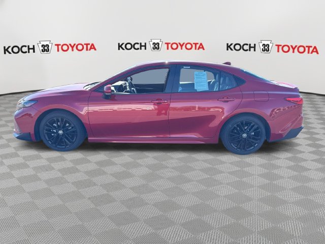 Certified 2025 Toyota Camry SE FWD image 4