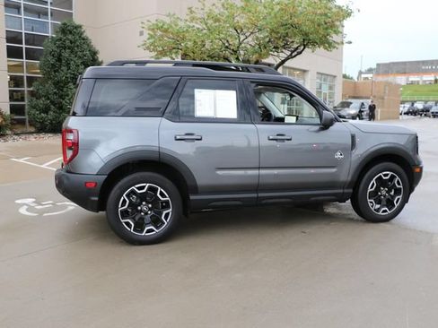Used 2025 Ford Bronco Sport Outer Banks w/ Outer Banks Tech Package+ AWD/4WD image 7