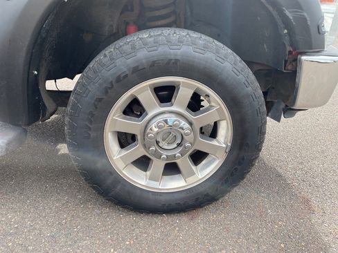 Used 2009 Ford F350 Lariat image 26