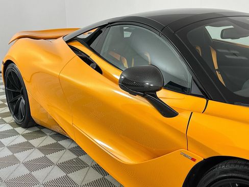 Used 2022 McLaren 720S Performance RWD image 34