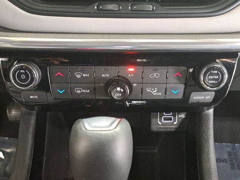 Certified 2024 Jeep Compass Limited AWD/4WD image 23