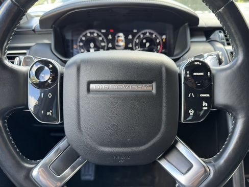 Used 2019 Land Rover Discovery HSE Luxury image 8