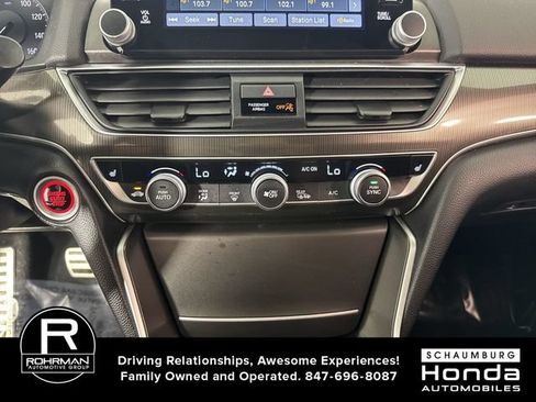 Used 2019 Honda Accord Sport image 9