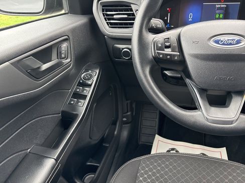 Used 2025 Ford Escape Active AWD/4WD image 24