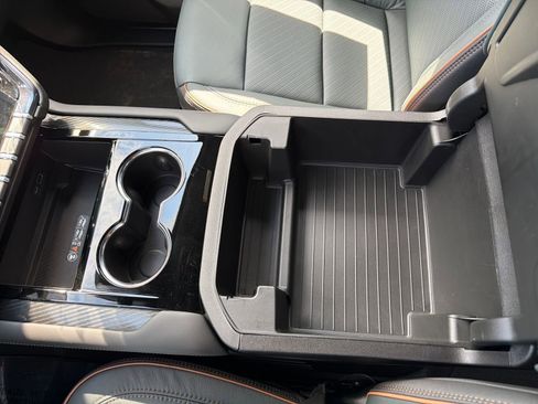 New 2026 GMC Yukon XL AT4 image 32