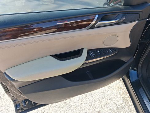 Used 2016 BMW X3 xDrive28i w/ XLine AWD/4WD image 13