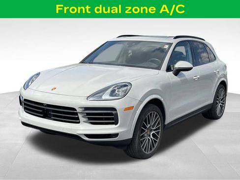 Used 2023 Porsche Cayenne Platinum Edition AWD/4WD image 4