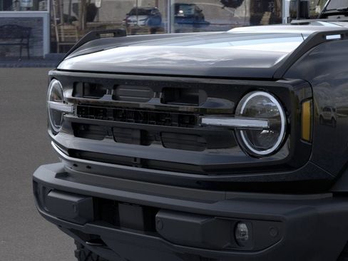 New 2025 Ford Bronco Outer Banks w/ Sasquatch Package image 19