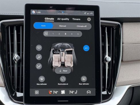 New 2026 Volvo XC90 B6 Plus w/ Protection Package Premier image 5