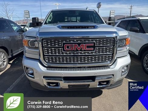 Used 2019 GMC Sierra 3500 Denali w/ Duramax Plus Package image 2