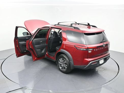 Used 2022 Nissan Pathfinder SV w/ SV Black Package FWD image 24