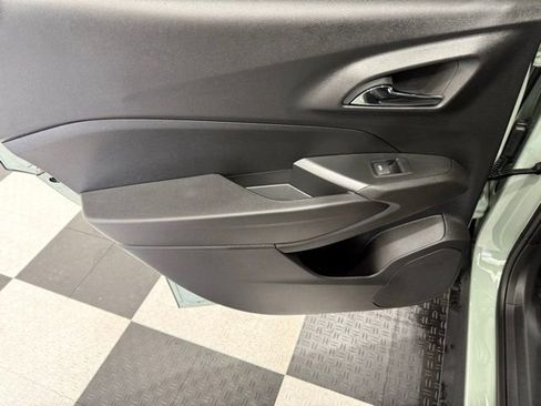 New 2026 Chevrolet Trax ACTIV FWD image 17