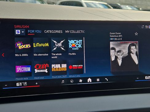 Certified 2025 BMW X3 M50 w/ Premium Package image 18