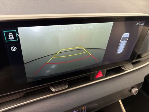 New 2026 Kia Carnival EX FWD image 30