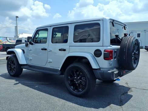 Certified 2023 Jeep Wrangler Unlimited Sahara AWD/4WD image 25
