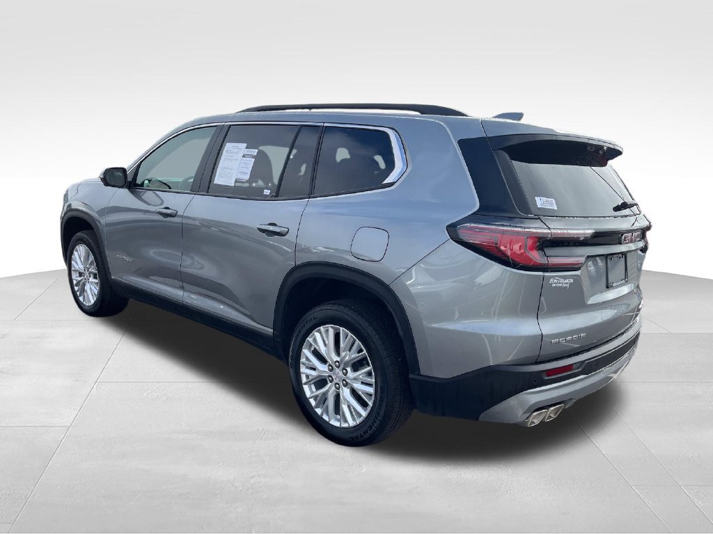 Used 2026 GMC Acadia Elevation w/ Elevation Premium Package FWD image 4
