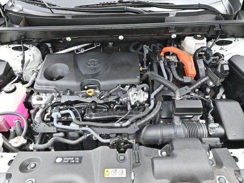 Used 2022 Toyota RAV4 XSE AWD/4WD image 40