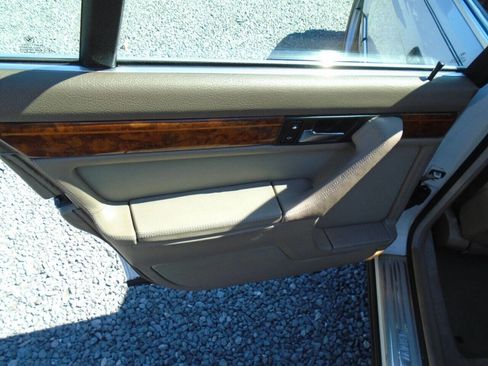 Used 1994 BMW 740i image 25